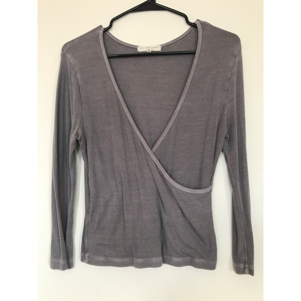 ❤️Sold❤️Truly Madly Deeply Medium Wrap Front Top